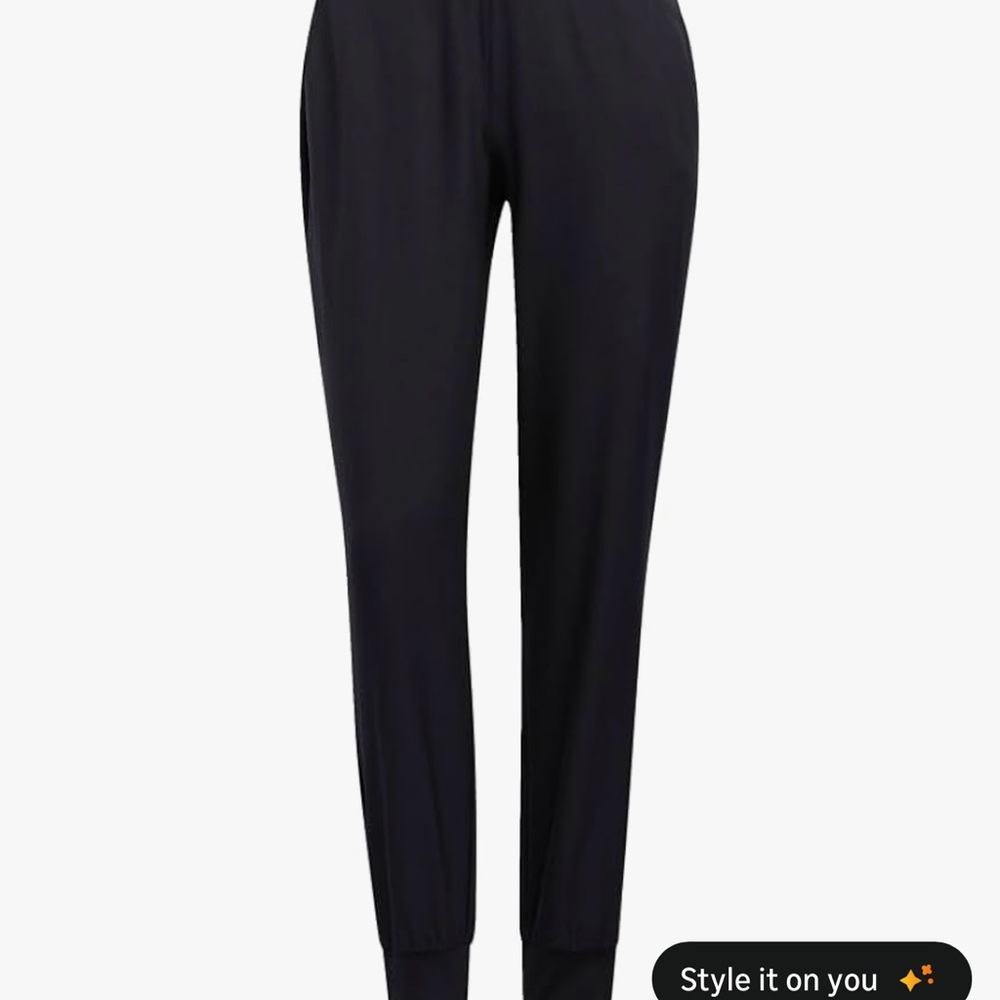 adidas Women's essential golf Black Joggers
